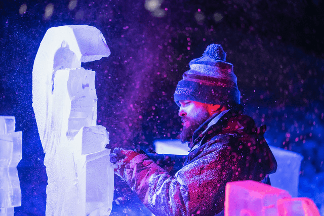Live carving — Ice Boy archive photo 1 of 2